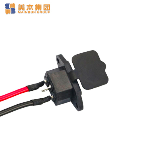 Special electric car accessories socket line 2.5 square rubber cover socket line wholesale