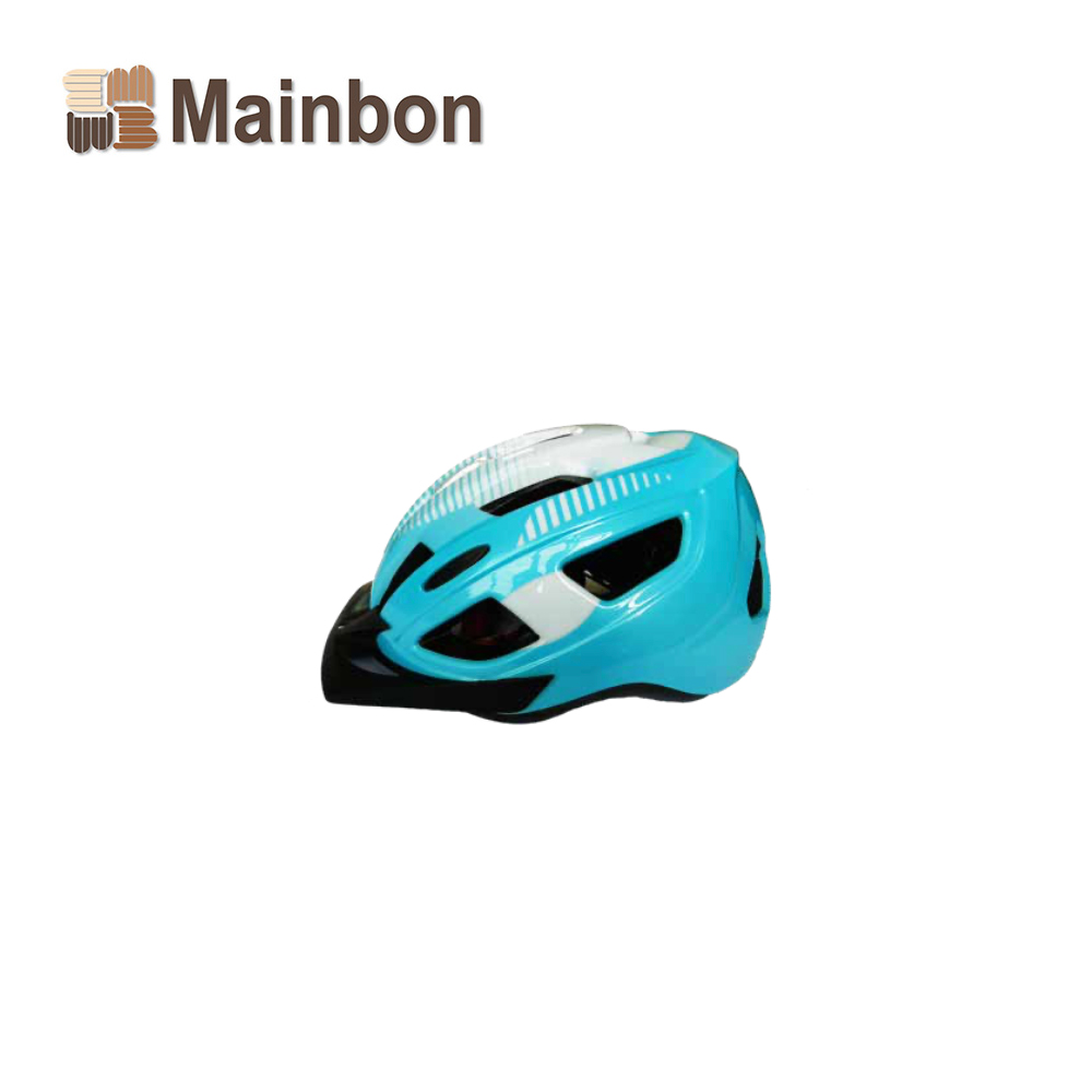 Riding helmet  self-propelled bicycle mountain bike integrated
